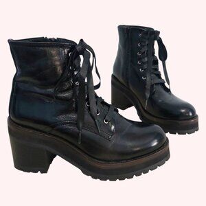 Steve Madden KERRY Platform Boots 8.5 Black Shiny Ankle Leather Laces Y2K New